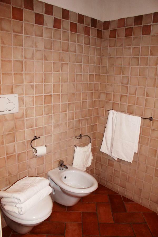 La Casa Del Calzolaio Hotel Radicofani Eksteriør billede